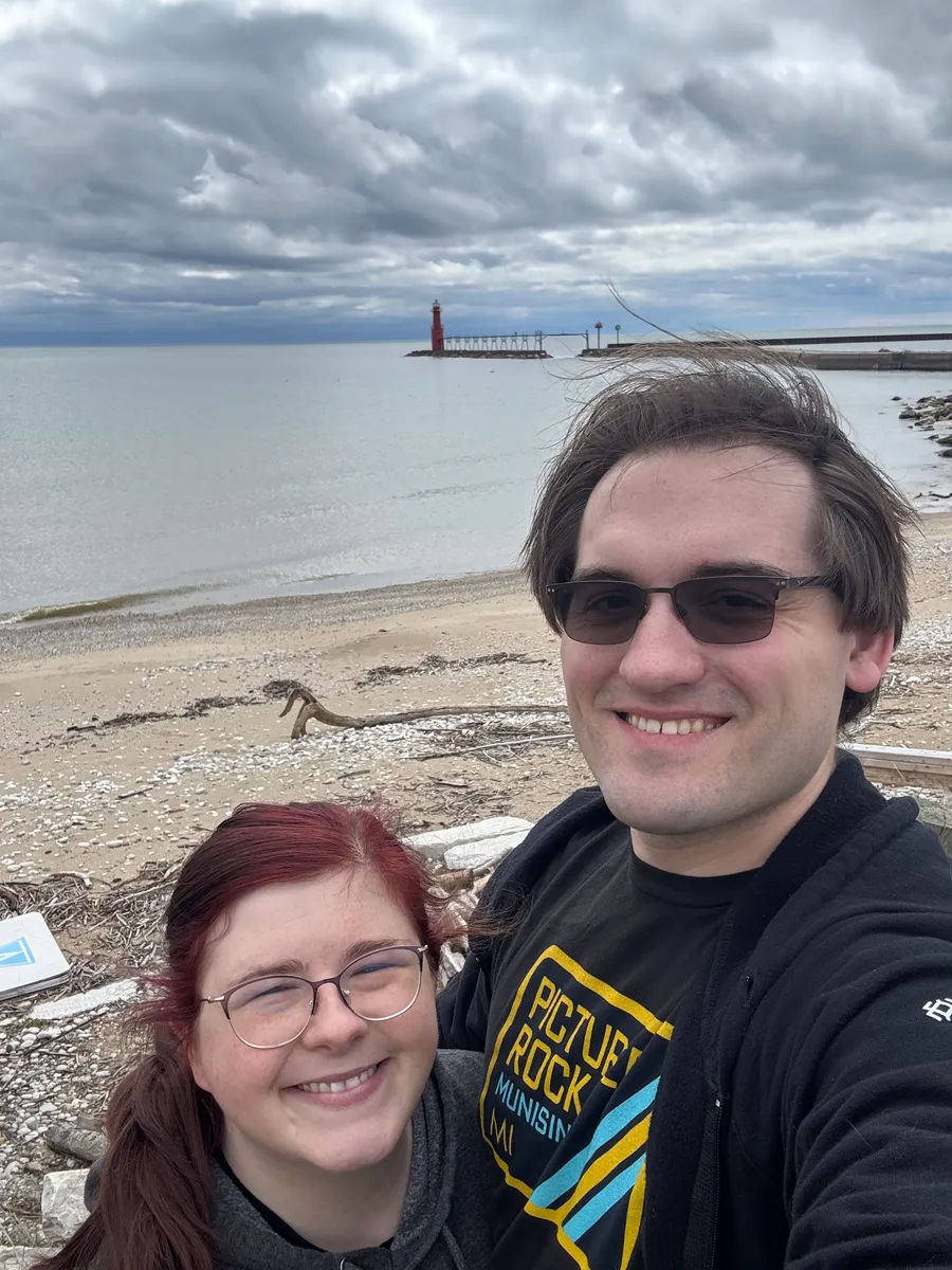 Algoma Pierhead Lighthouse